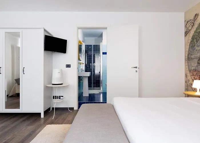 Konukevi Francis Superior